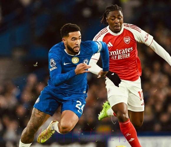 邮报：先别管赖斯和凯塞多了，此役最强中场是里斯-詹姆斯